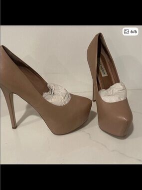 Steve Madden Taupe Platform Pump - Women's High Heel